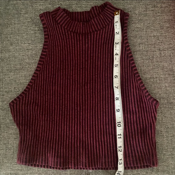 Better Be Maroon Crop - Picture 4 of 4